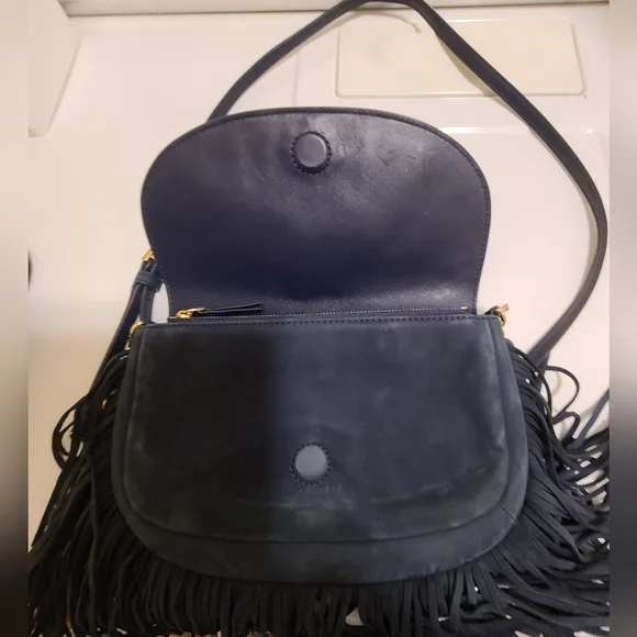 Tory Burch frindge crossbody bag - Picture 4 of 10